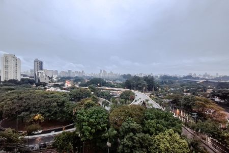 Apartamento à venda com 110m², 2 quartos e 2 vagas Apartamento à venda com 110m², 2 quartos e 2 vagasVista