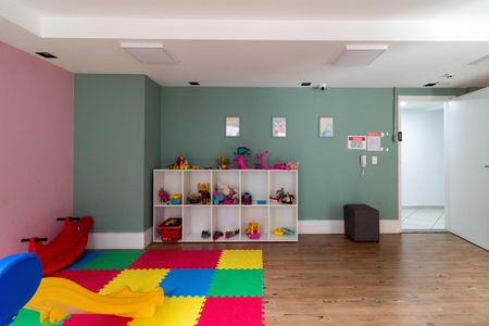 Apartamento à venda com 31m², 2 quartos e sem vagaÁrea comum