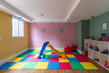 Apartamento à venda com 31m², 2 quartos e sem vagaÁrea comum