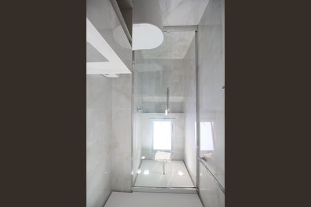 Apartamento à venda com 75m², 2 quartos e 2 vagasBanheiro 1
