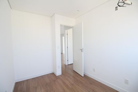 Apartamento à venda com 75m², 2 quartos e 2 vagasQuarto 2