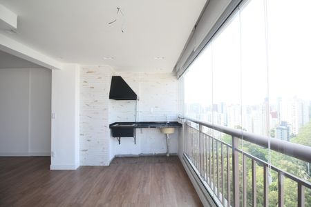 Sala de apartamento à venda com 2 quartos, 75m² em Vila Andrade, São Paulo