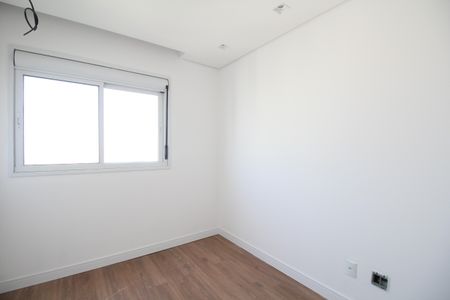 Apartamento à venda com 75m², 2 quartos e 2 vagasQuarto 2