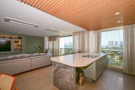Varanda Gourmet	 de apartamento para alugar com 3 quartos, 211m² em Real Parque, São Paulo