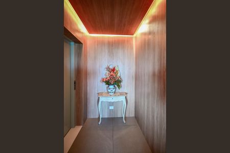 Apartamento para alugar com 211m², 3 quartos e 3 vagasHall Privativo