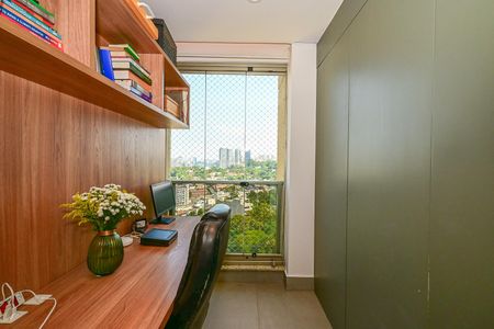 Apartamento para alugar com 211m², 3 quartos e 3 vagasEscritório