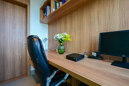 Apartamento para alugar com 211m², 3 quartos e 3 vagasEscritório