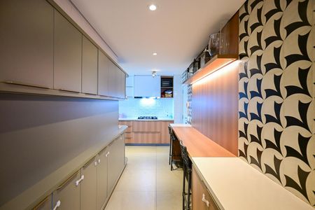 Apartamento para alugar com 211m², 3 quartos e 3 vagasCozinha