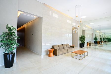 Apartamento para alugar com 211m², 3 quartos e 3 vagasHall Social
