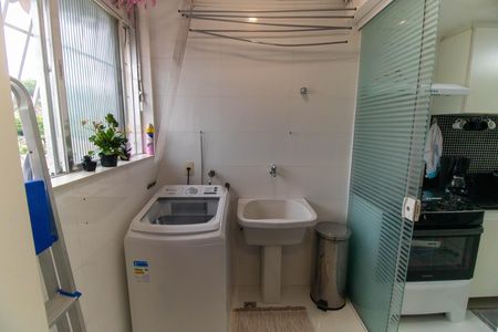 Apartamento à venda com 95m², 3 quartos e 1 vagaÁrea de Serviço