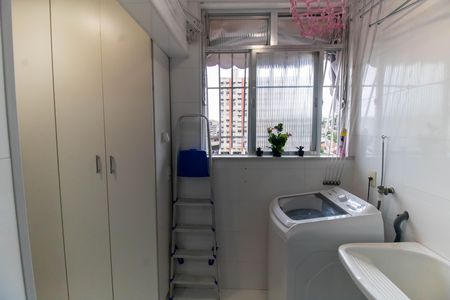 Apartamento à venda com 95m², 3 quartos e 1 vagaÁrea de Serviço