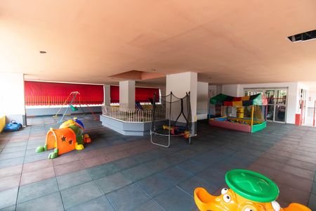 Apartamento à venda com 95m², 3 quartos e 1 vagaÁrea comum