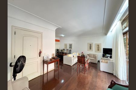 Apartamento à venda com 170m², 3 quartos e 2 vagasSala