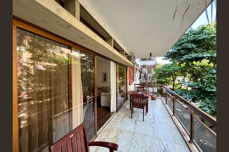 Apartamento à venda com 170m², 3 quartos e 2 vagasVaranda da Sala
