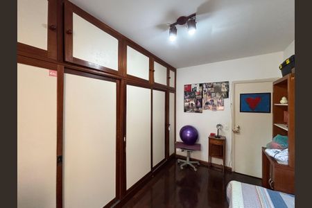 Apartamento à venda com 170m², 3 quartos e 2 vagasQuarto 2