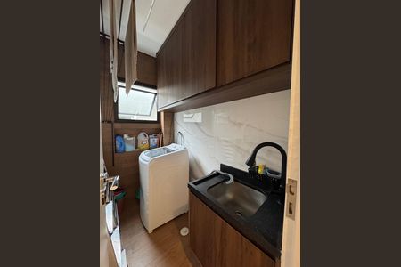 Casa à venda com 140m², 3 quartos e 4 vagas Casa à venda com 140m², 3 quartos e 4 vagasÁrea de Serviço