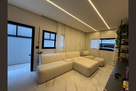 Sala de casa à venda com 3 quartos, 140m² em Bela Vista, Osasco