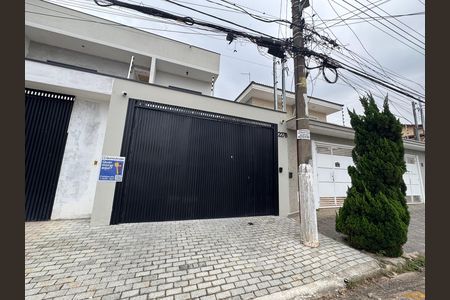 Casa à venda com 140m², 3 quartos e 4 vagas Casa à venda com 140m², 3 quartos e 4 vagasFachada com PLACA