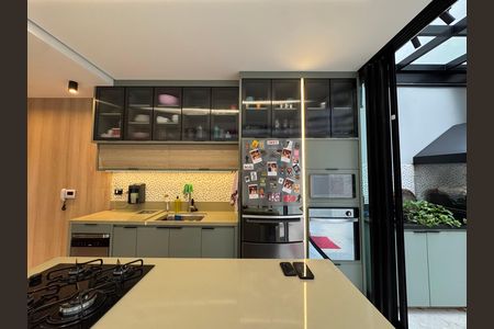 Casa à venda com 140m², 3 quartos e 4 vagas Casa à venda com 140m², 3 quartos e 4 vagasCozinha