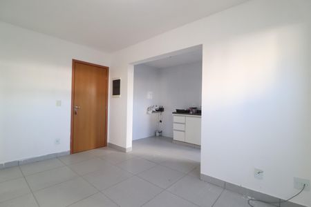 Sala de apartamento para alugar com 2 quartos, 61m² em Umuarama, Uberlândia