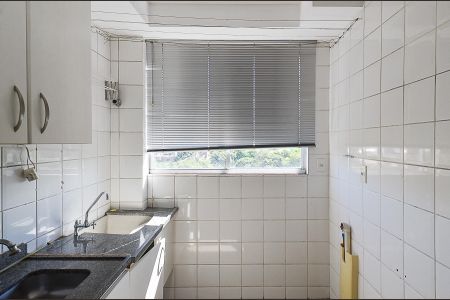 Apartamento à venda com 67m², 3 quartos e 1 vagaÁrea de Serviço