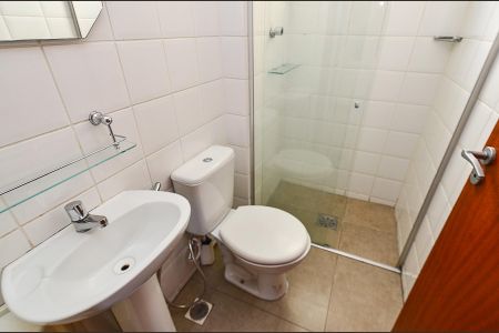 Apartamento à venda com 67m², 3 quartos e 1 vagaBanheiro Social