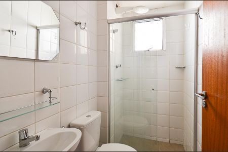 Apartamento à venda com 67m², 3 quartos e 1 vagaBanheiro Social