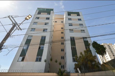 Apartamento à venda com 67m², 3 quartos e 1 vagaFachada