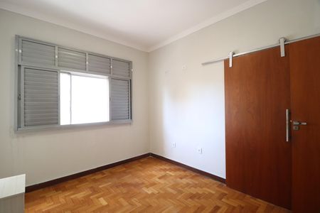 Apartamento para alugar com 115m², 3 quartos e sem vagaQuarto 3 - Suíte