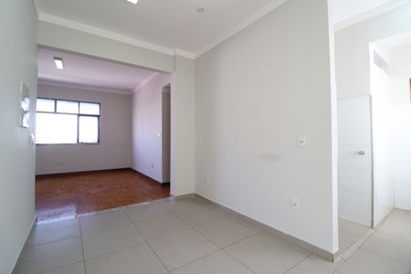Apartamento para alugar com 115m², 3 quartos e sem vagaCopa