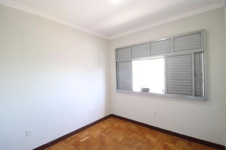 Apartamento para alugar com 115m², 3 quartos e sem vagaQuarto 1