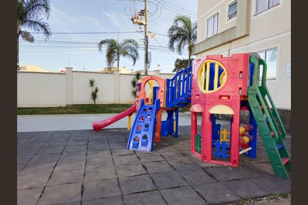 Apartamento à venda com 48m², 2 quartos e sem vagaÁrea comum - Playground