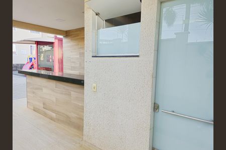 Apartamento à venda com 48m², 2 quartos e sem vagaÁrea comum - Churrasqueira