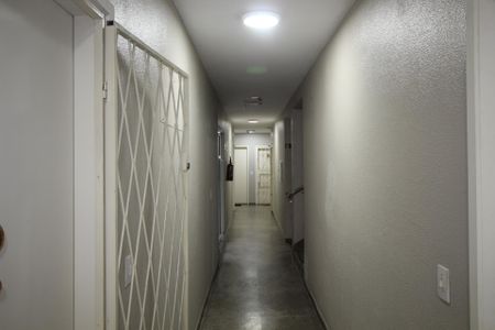 Apartamento à venda com 45m², 1 quarto e sem vagaCorredor