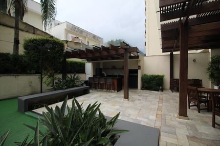 Apartamento para alugar com 68m², 2 quartos e 1 vagaÁrea Comum
