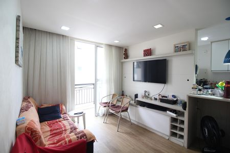 Apartamento para alugar com 68m², 2 quartos e 1 vagaSala