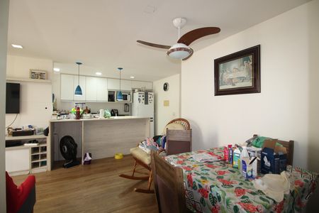 Sala de apartamento para alugar com 2 quartos, 68m² em Freguesia (jacarepaguá), Rio de Janeiro