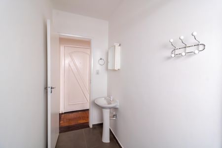 Apartamento para alugar com 42m², 1 quarto e sem vaga Apartamento para alugar com 42m², 1 quarto e sem vagaBanheiro