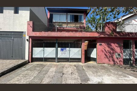 Casa para alugar com 200m², 5 quartos e 2 vagasFachada