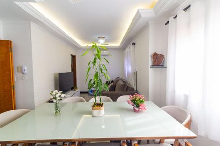 Casa de condomínio para alugar com 82m², 3 quartos e 2 vagas Casa de condomínio para alugar com 82m², 3 quartos e 2 vagasSala