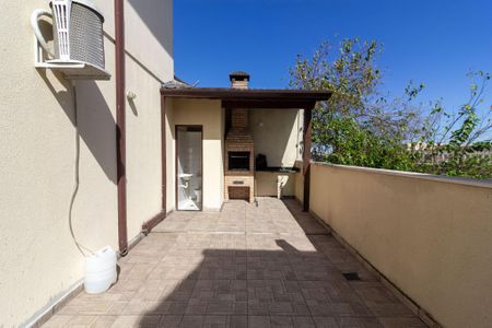 Casa de condomínio para alugar com 82m², 3 quartos e 2 vagas Casa de condomínio para alugar com 82m², 3 quartos e 2 vagasChurrasqueira