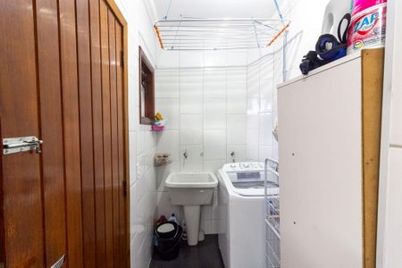 Casa de condomínio para alugar com 82m², 3 quartos e 2 vagas Casa de condomínio para alugar com 82m², 3 quartos e 2 vagasÁrea de serviço