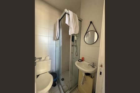 Apartamento à venda com 200m², 3 quartos e 4 vagasBanheiro 