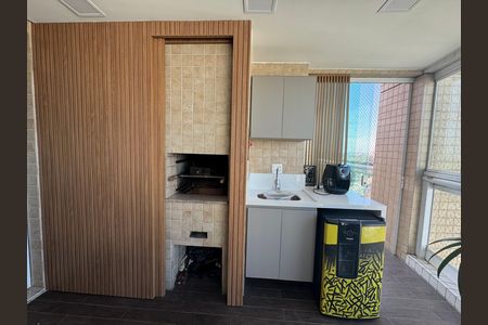 Apartamento à venda com 200m², 3 quartos e 4 vagasVaranda gourmet