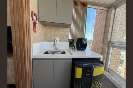 Apartamento à venda com 200m², 3 quartos e 4 vagasVaranda gourmet