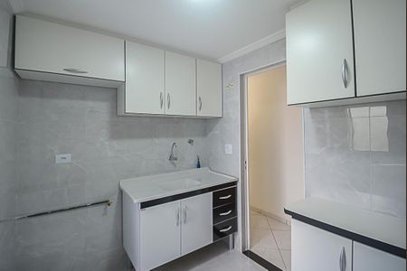 Cozinha de apartamento para alugar com 2 quartos, 50m² em Santa Terezinha, São Bernardo do Campo