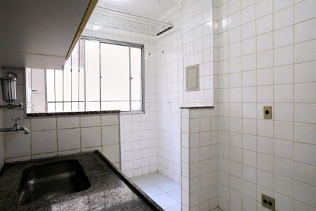 Apartamento para alugar com 45m², 2 quartos e 1 vagaCozinha e Área de Serviço