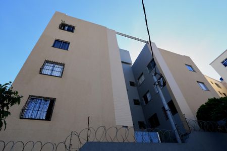 Apartamento para alugar com 45m², 2 quartos e 1 vagaFachada