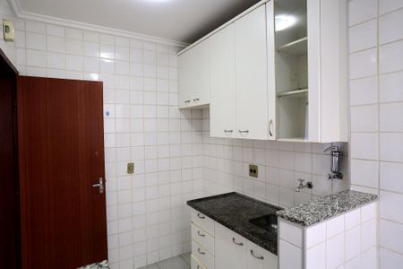 Apartamento para alugar com 45m², 2 quartos e 1 vagaCozinha e Área de Serviço