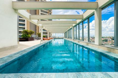 Studio à venda com 26m², 1 quarto e sem vagaPiscina